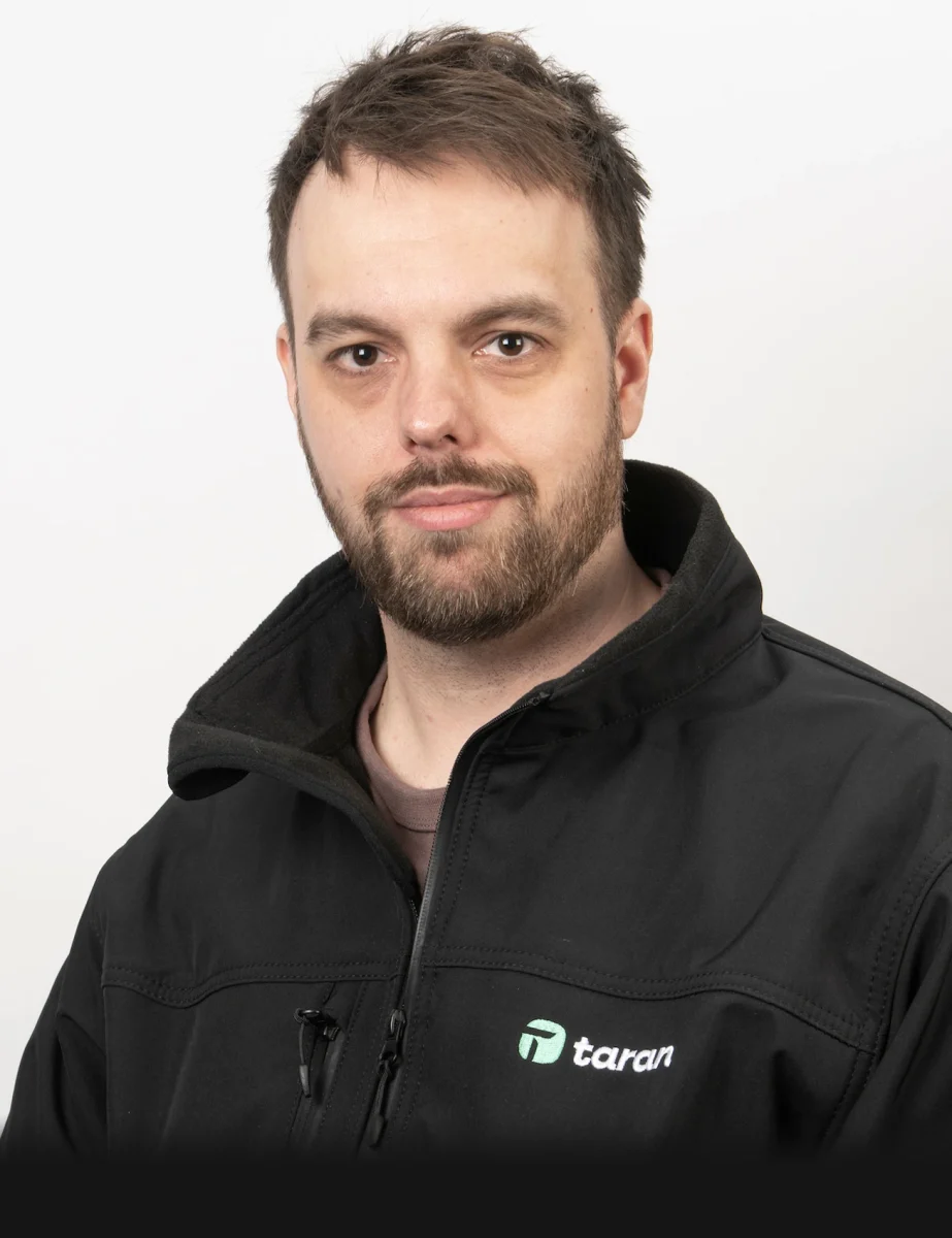 Taran bio pic - Aidan Banbury